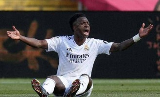 要价3000万欧元！皇马在续约维尼修斯时遇到困难，伯纳乌走到十字路口