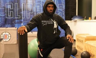 贝弗利为詹姆斯鸣不平：他不该因训练场地遭受非议