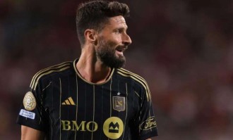 莫拉塔将回归意甲，AC米兰寻“吉鲁型”中锋战新赛季