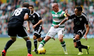 中国女足迎战韩国女足，谢尔本复苏，林菲尔德久疏战阵